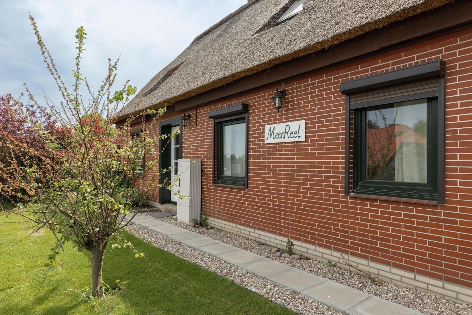 Haus Meerreet Reetglueck Groemitz Exterior photo